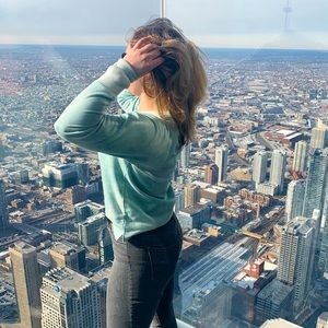 Meet your Posher, Taylor